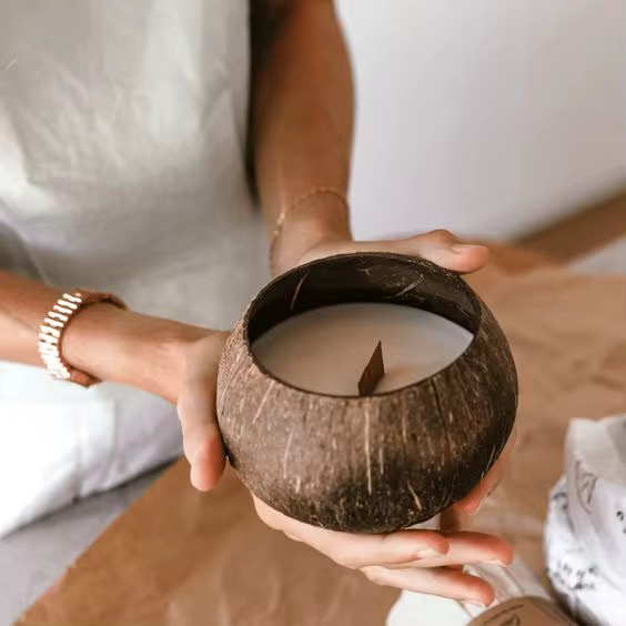 Coconut Shell Wood Wick Candle – Natural Soy Aromatherapy Candle